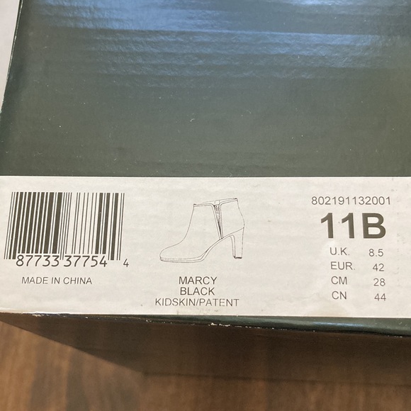 Ralph Lauren Women’s size 11 Marcy heeled booties excellent used condition - Picture 13 of 13